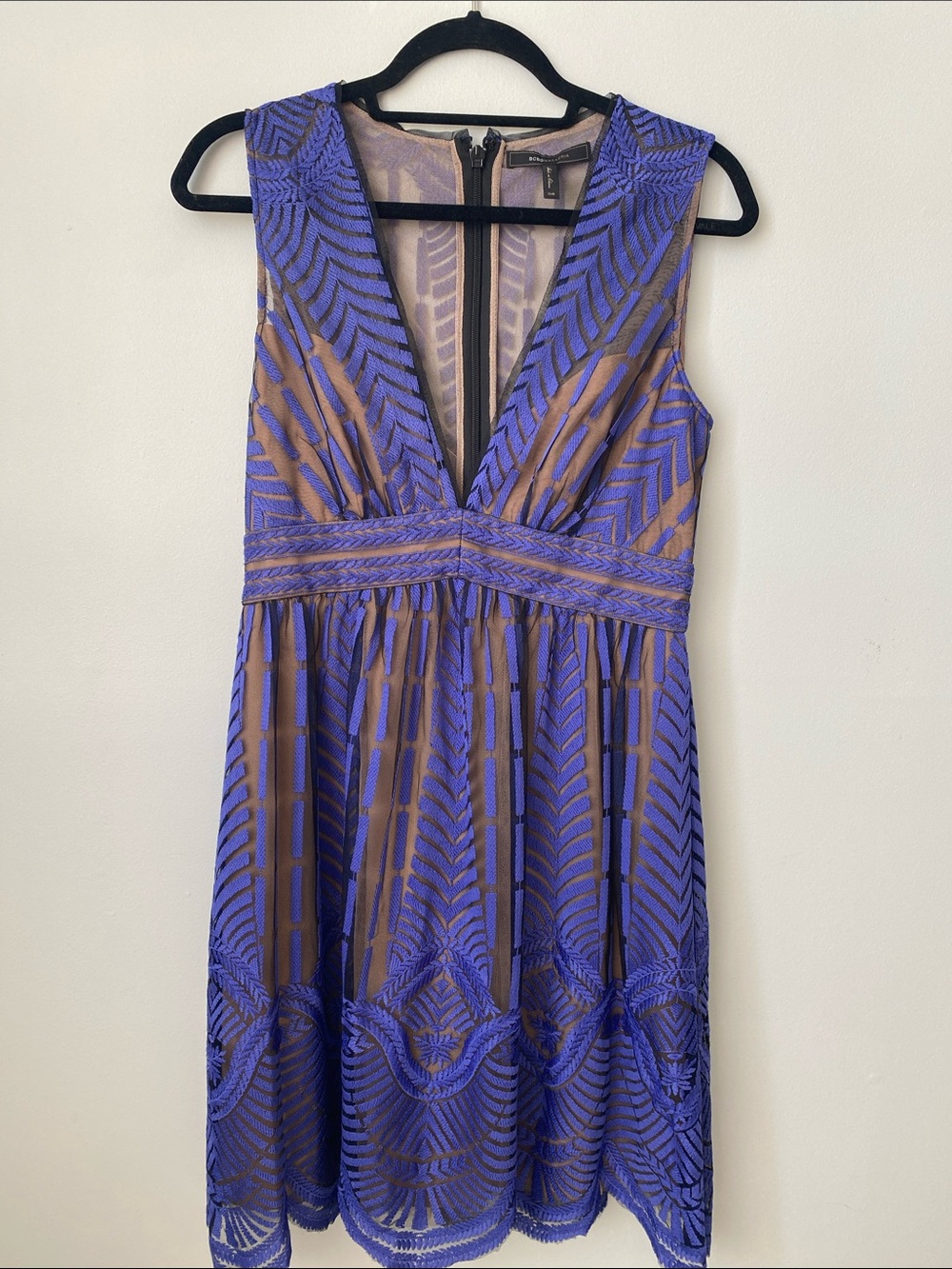 BcbgMaxazria Blue Lace Overlay V-Neck Cocktail Dress